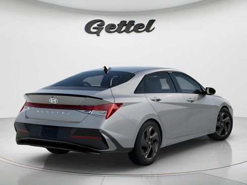 New 2026 Hyundai Elantra Sport FWD image 4
