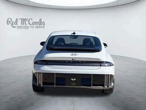 Used 2025 Hyundai Ioniq 6 SEL image 4