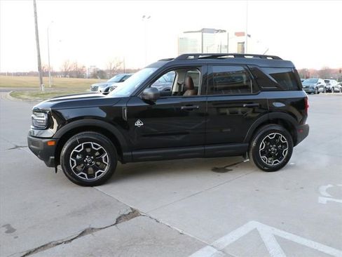 New 2026 Ford Bronco Sport Outer Banks w/ Outer Banks Tech Package+ AWD/4WD image 3