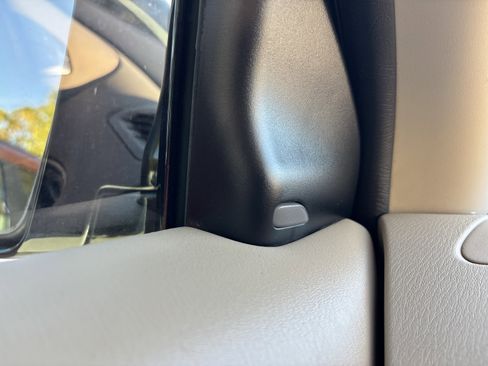 Used 2015 Nissan Pathfinder SL w/ SL Premium Package image 47