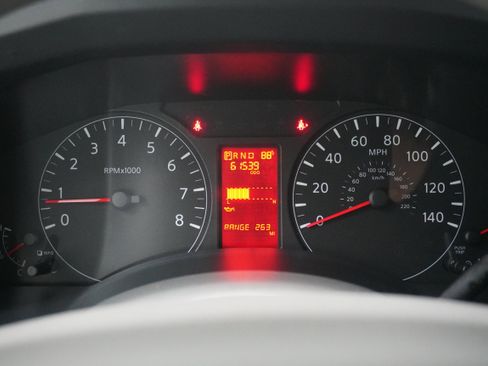 Used 2020 Nissan NV 3500 SV w/ Navigation Package image 16