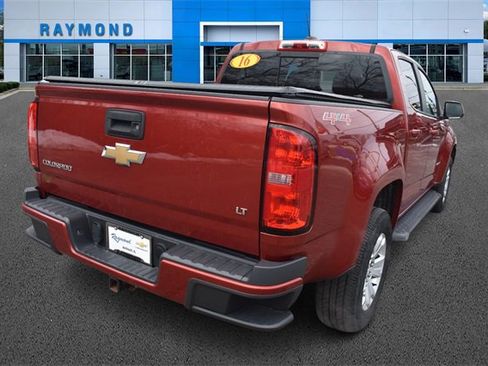 Used 2016 Chevrolet Colorado LT w/ LT Convenience Package image 3