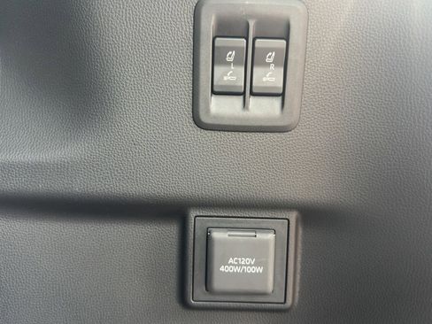 Used 2024 Lexus GX 550 image 45