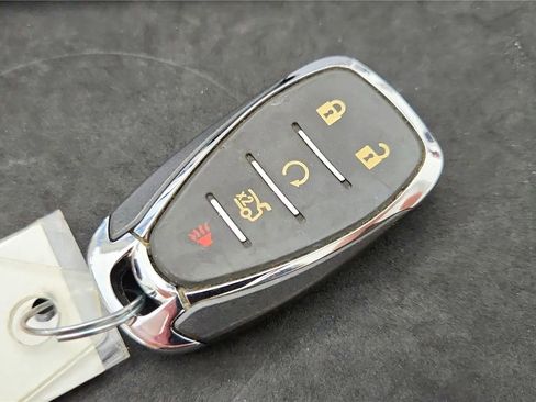 Used 2022 Chevrolet Malibu LT image 21