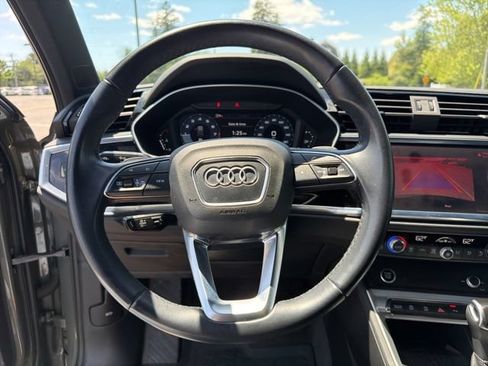 Used 2021 Audi Q3 2.0T Premium Plus w/ Premium Plus Package AWD/4WD image 24