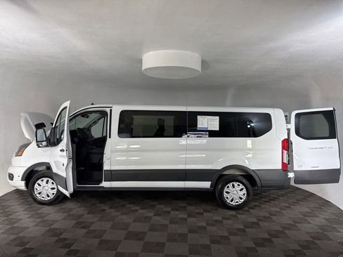 Used 2025 Ford Transit 350 XLT RWD image 11