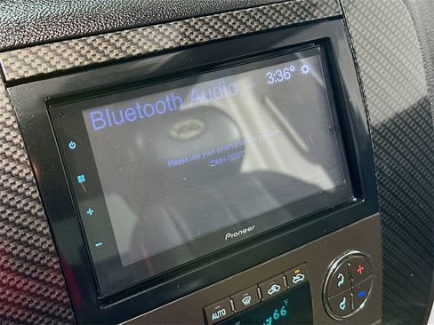 Used 2010 Chevrolet Silverado 1500 LTZ image 15