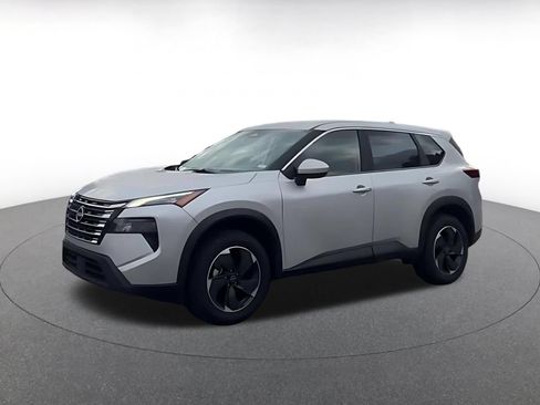 Used 2025 Nissan Rogue SV AWD/4WD image 8
