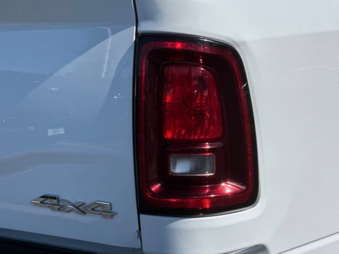 Used 2025 RAM 2500 Big Horn AWD/4WD image 44