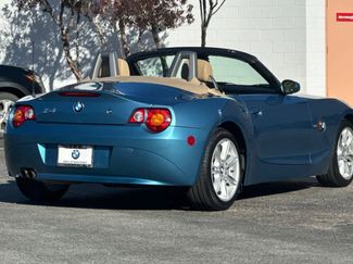 Used 2003 BMW Z4 3.0i video 2