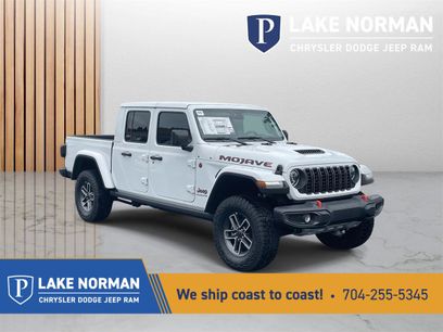 New 2025 Jeep Gladiator Mojave w/ Convenience Group