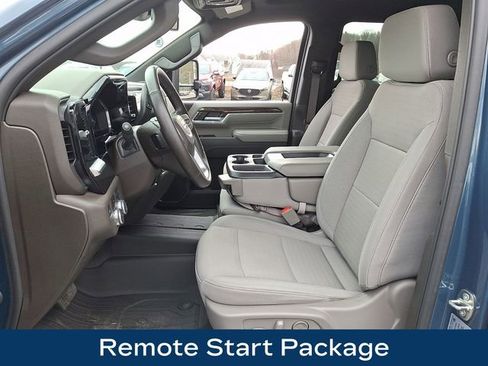 Used 2024 GMC Sierra 2500 SLE w/ SLE Value Package; image 2