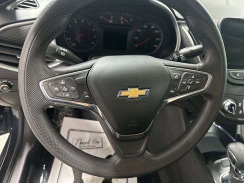Used 2023 Chevrolet Malibu LT FWD image 15