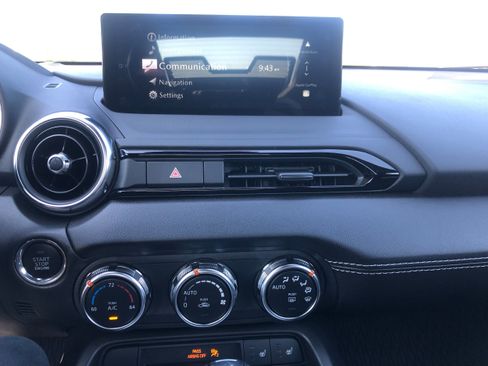 Used 2024 MAZDA MX-5 Miata Grand Touring image 11