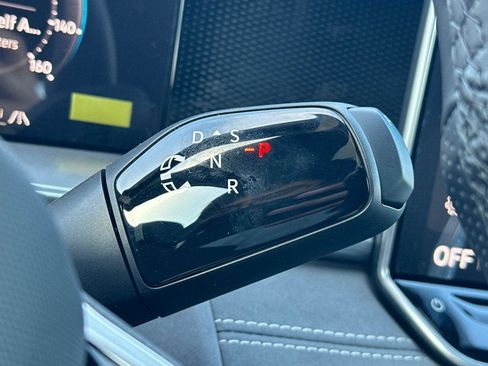 New 2026 Volkswagen Tiguan SE R-Line image 20