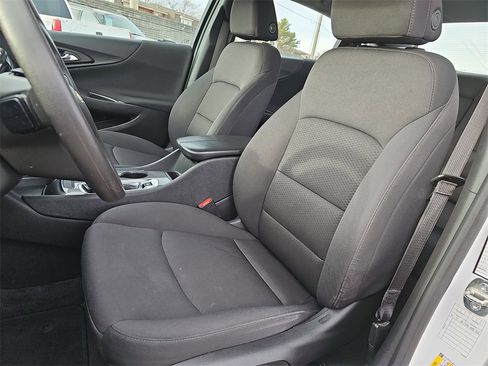 Used 2023 Chevrolet Malibu LT image 14