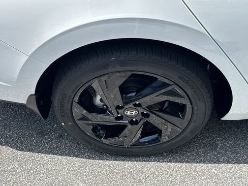 New 2026 Hyundai Elantra Sport FWD image 19