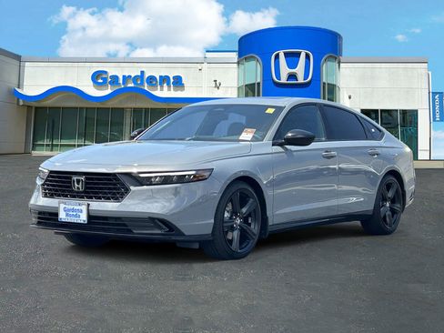 Used 2026 Honda Accord Sport image 3