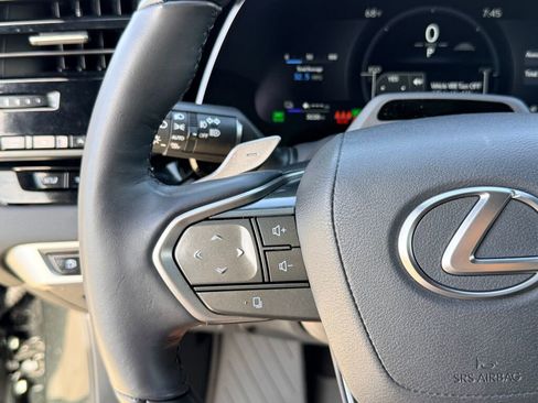 Certified 2025 Lexus RX 450h AWD w/ Luxury Package image 28