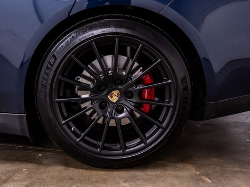 Used 2015 Porsche Panamera GTS AWD/4WD image 5