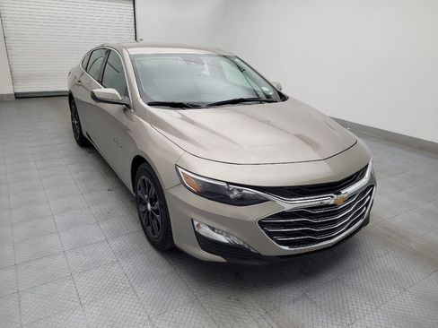 Used 2025 Chevrolet Malibu LT FWD image 13