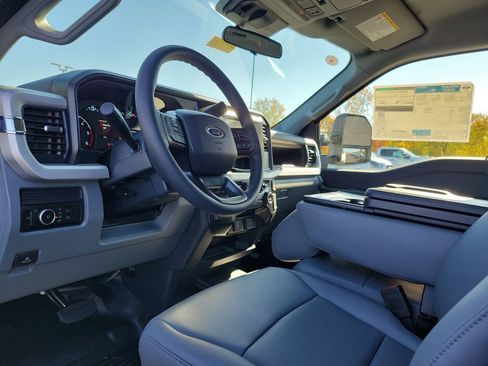New 2026 Ford F350 XL w/ XL Chrome Package image 22