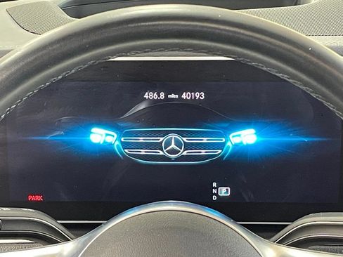 Used 2023 Mercedes-Benz GLS 580 4MATIC image 42