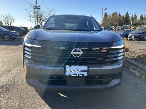 New 2025 Nissan Kicks SR w/ Illumination Package image 2