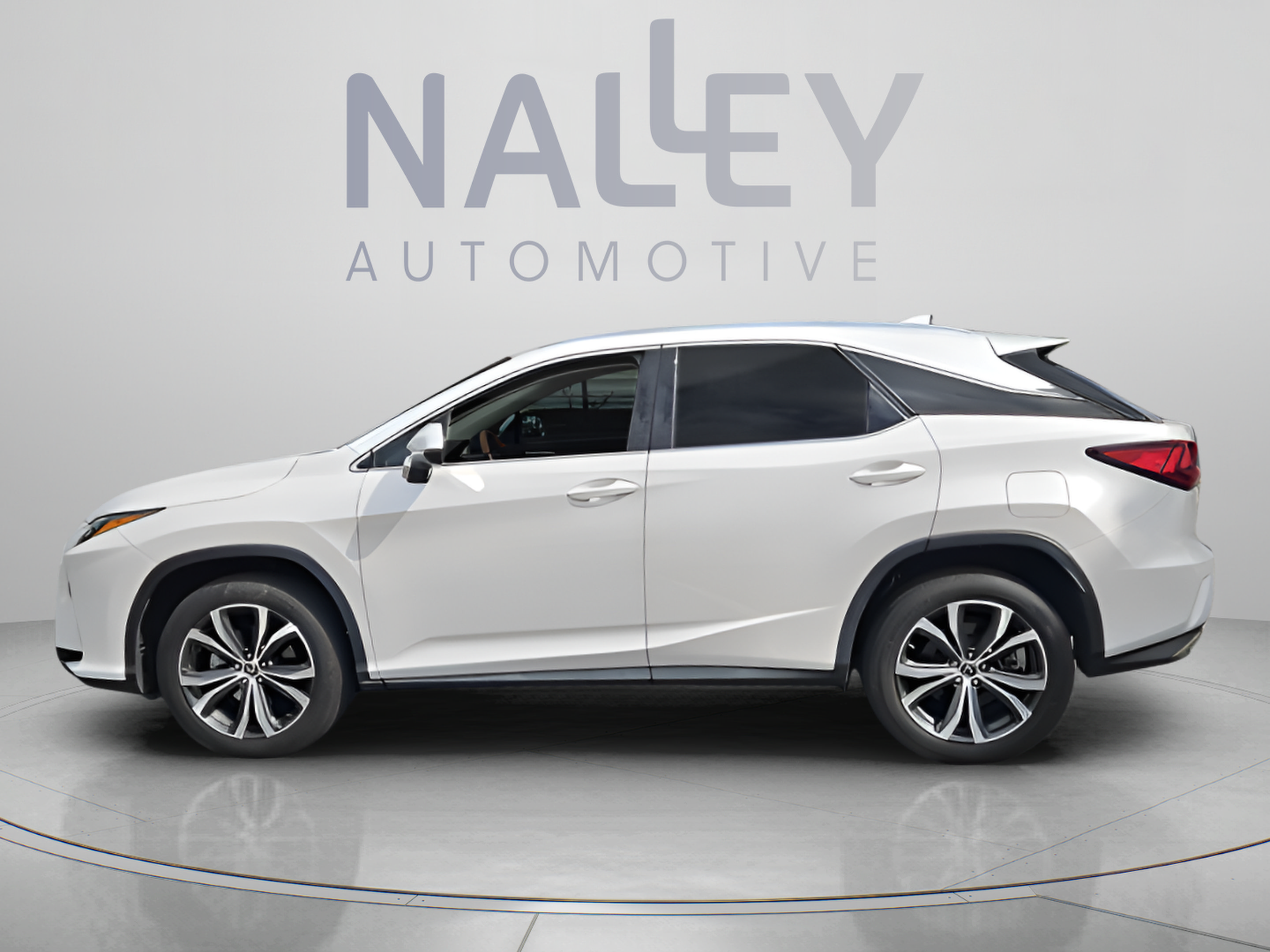 Used 2018 Lexus RX 350 FWD w/ Premium Package image 2