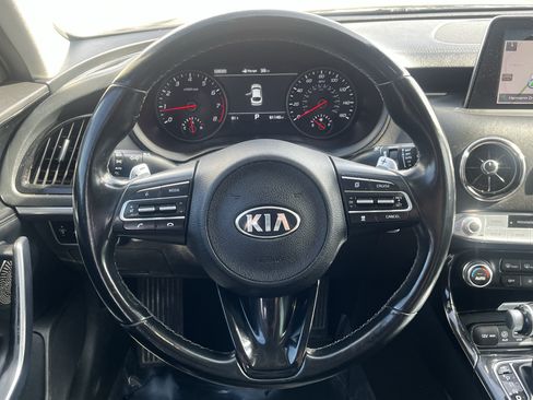 Used 2019 Kia Stinger Premium RWD image 17
