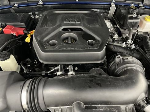 Used 2024 Jeep Wrangler Unlimited image 38