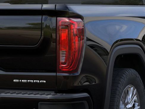 New 2026 GMC Sierra 1500 Denali w/ Technology Package AWD/4WD image 11