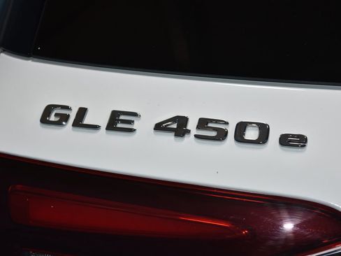 Used 2024 Mercedes-Benz GLE 450e 4MATIC image 31