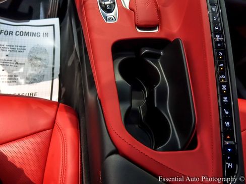 Used 2024 Chevrolet Corvette Stingray Preferred Cpe w/ 2LT image 24