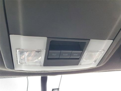 Used 2014 Ford Expedition Limited w/ Equipment Group 301A image 27