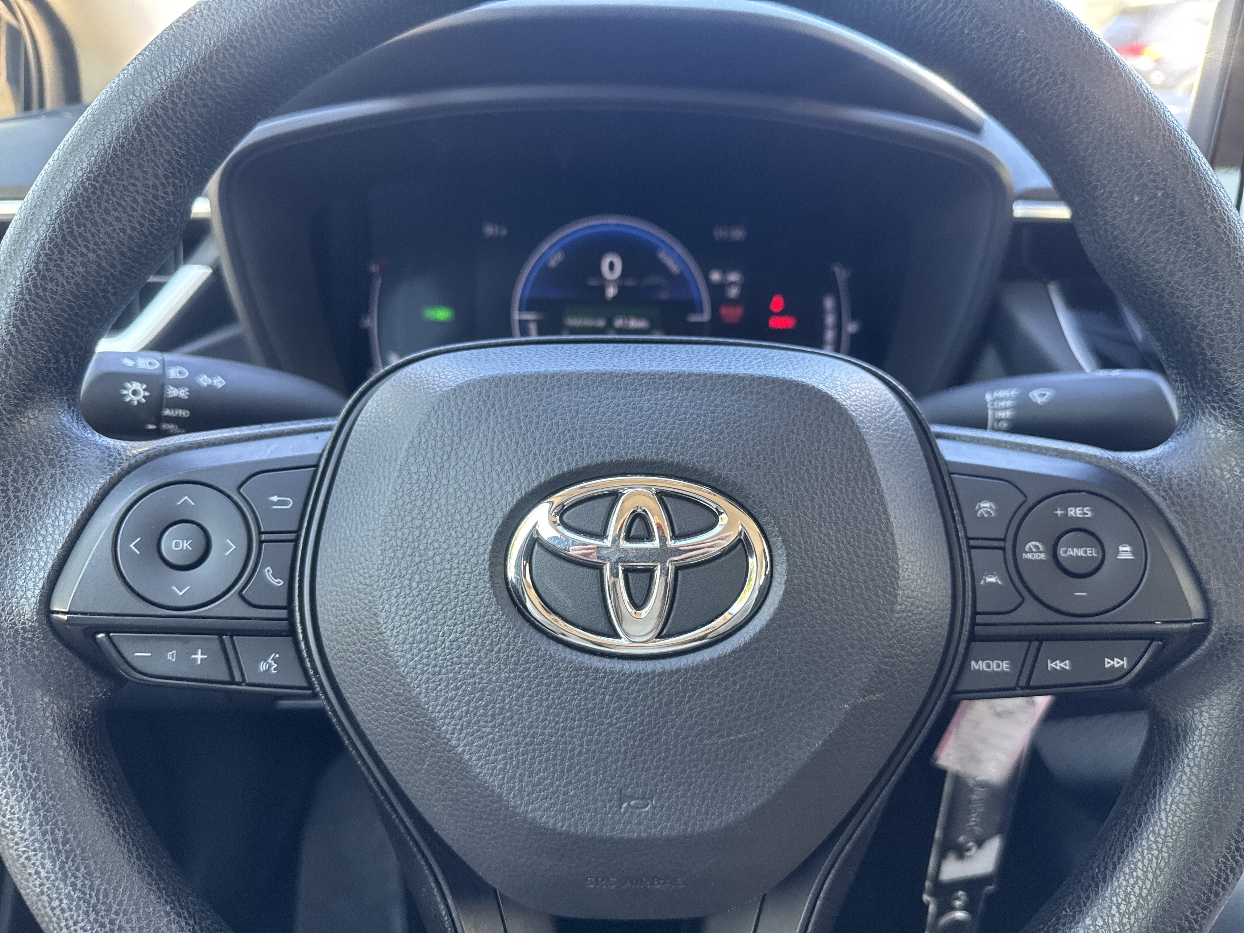 Used 2026 Toyota Corolla LE FWD image 10
