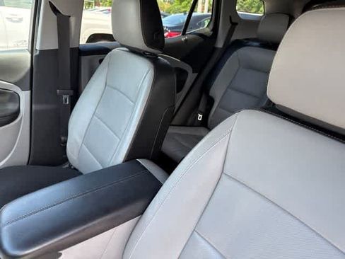 Used 2019 GMC Terrain SLT w/ Preferred Package AWD/4WD image 5