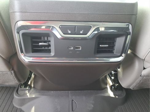 New 2026 Chevrolet Silverado 1500 LTZ w/ LTZ Premium Package AWD/4WD image 13