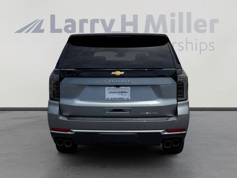 Used 2025 Chevrolet Tahoe Premier AWD/4WD image 4