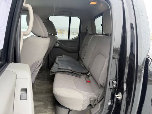 Used 2017 Nissan Frontier SV AWD/4WD image 10