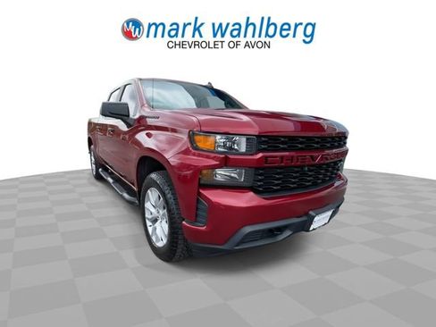 Certified 2019 Chevrolet Silverado 1500 Custom w/ Custom Value Package AWD/4WD image 2