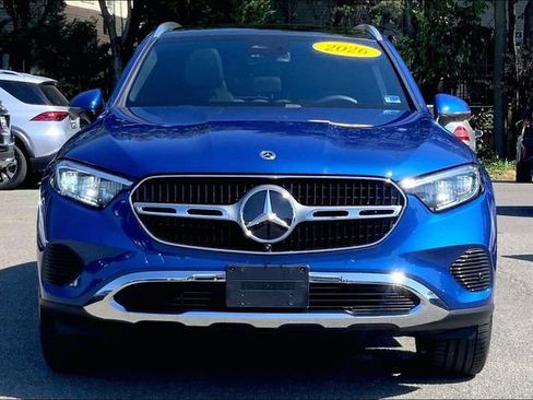 Used 2026 Mercedes-Benz GLC 300 4MATIC image 2
