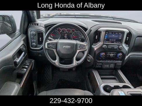 Used 2021 Chevrolet Silverado 1500 LT Trail Boss w/ Convenience Package II AWD/4WD image 18