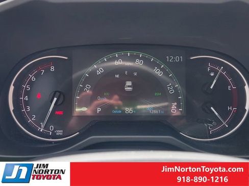 Used 2025 Toyota RAV4 XLE Premium FWD image 17