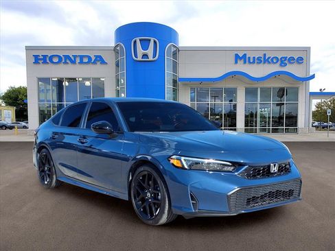 Used 2025 Honda Civic Sport image 1