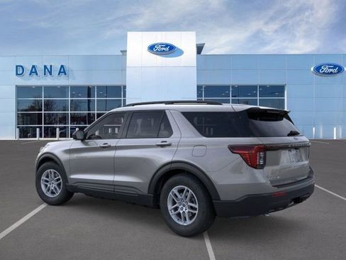 New 2026 Ford Explorer Active image 4