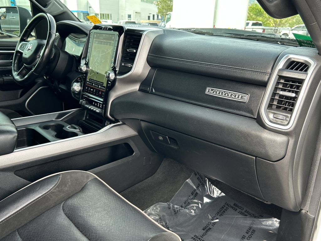 Used 2020 RAM 1500 Laramie AWD/4WD image 8