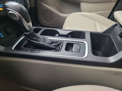 Used 2019 Ford Escape SEL image 26