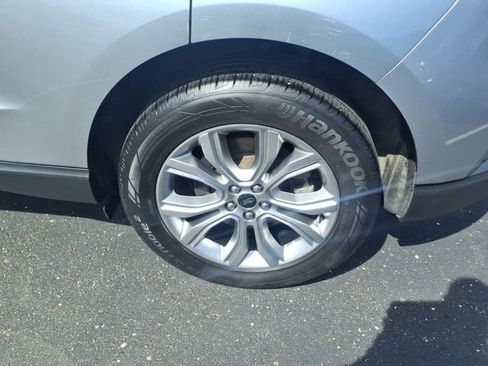 Certified 2024 Ford Edge Titanium AWD/4WD image 8