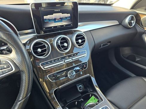 Used 2018 Mercedes-Benz C 300 Sedan image 26